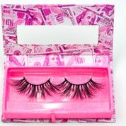 Load image into Gallery viewer, Ca$h Doll (30mm) - Lash Behavior
